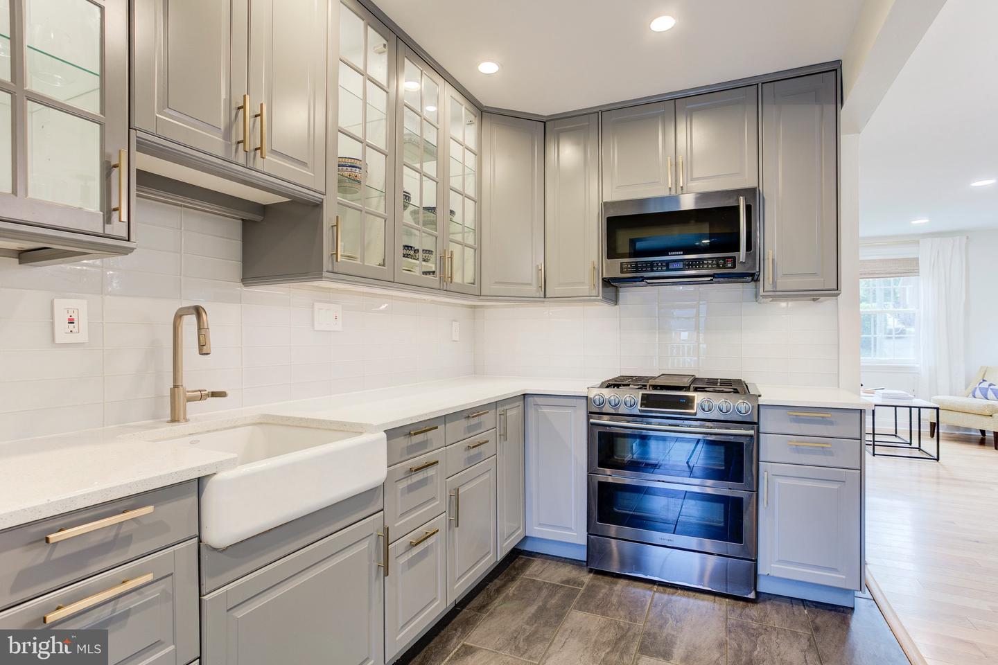 2907 LAWRENCE DR, FALLS CHURCH, Virginia 22042, 3 Bedrooms Bedrooms, ,3 BathroomsBathrooms,Residential,For sale,2907 LAWRENCE DR,VAFX2245648 MLS # VAFX2245648