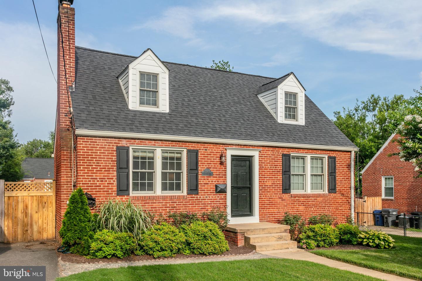 2907 LAWRENCE DR, FALLS CHURCH, Virginia 22042, 3 Bedrooms Bedrooms, ,3 BathroomsBathrooms,Residential,For sale,2907 LAWRENCE DR,VAFX2245648 MLS # VAFX2245648