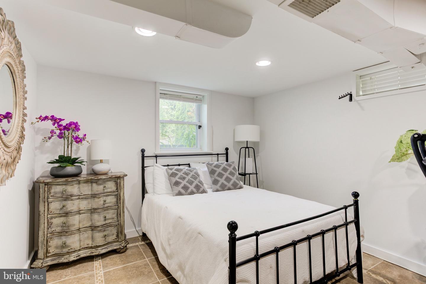 2907 LAWRENCE DR, FALLS CHURCH, Virginia 22042, 3 Bedrooms Bedrooms, ,3 BathroomsBathrooms,Residential,For sale,2907 LAWRENCE DR,VAFX2245648 MLS # VAFX2245648