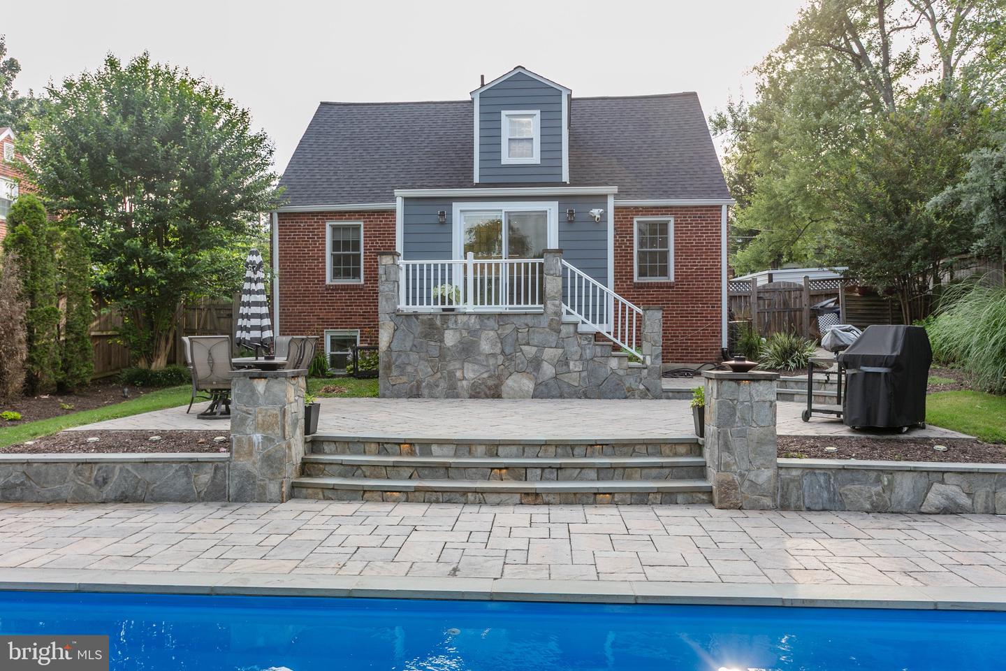 2907 LAWRENCE DR, FALLS CHURCH, Virginia 22042, 3 Bedrooms Bedrooms, ,3 BathroomsBathrooms,Residential,For sale,2907 LAWRENCE DR,VAFX2245648 MLS # VAFX2245648
