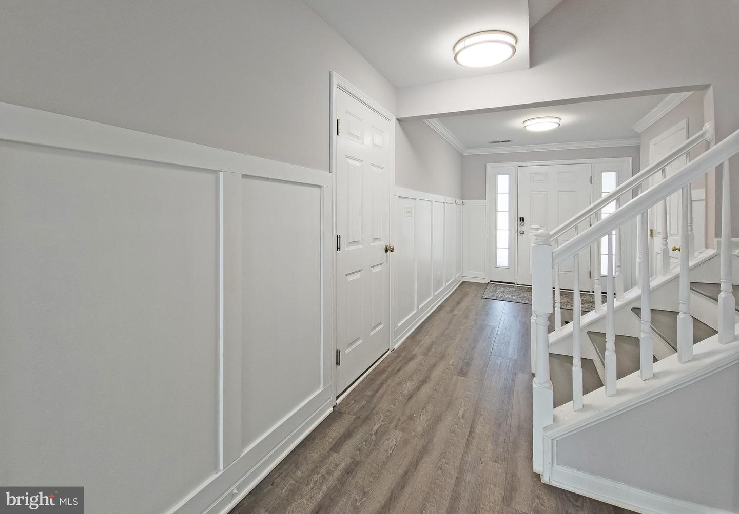 8126 HORSESHOE COTTAGE CIR, LORTON, Virginia 22079, 3 Bedrooms Bedrooms, ,2 BathroomsBathrooms,Residential,For sale,8126 HORSESHOE COTTAGE CIR,VAFX2246454 MLS # VAFX2246454
