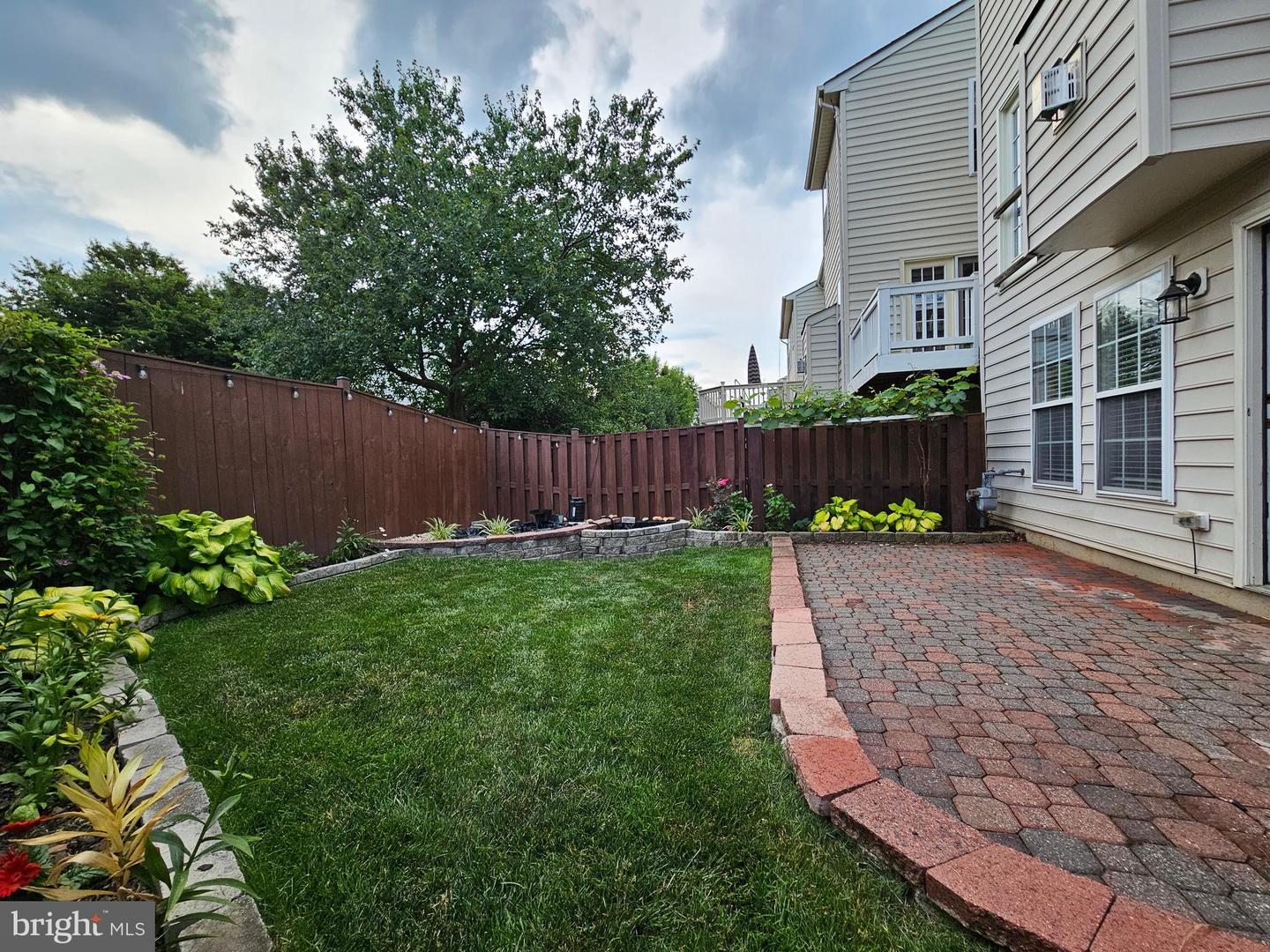 8126 HORSESHOE COTTAGE CIR, LORTON, Virginia 22079, 3 Bedrooms Bedrooms, ,2 BathroomsBathrooms,Residential,For sale,8126 HORSESHOE COTTAGE CIR,VAFX2246454 MLS # VAFX2246454
