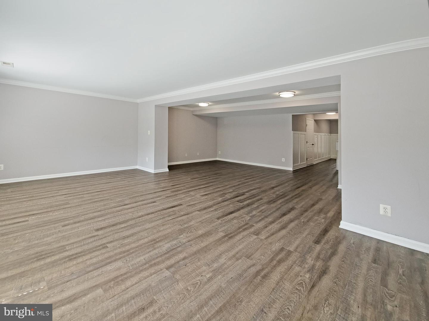 8126 HORSESHOE COTTAGE CIR, LORTON, Virginia 22079, 3 Bedrooms Bedrooms, ,2 BathroomsBathrooms,Residential,For sale,8126 HORSESHOE COTTAGE CIR,VAFX2246454 MLS # VAFX2246454