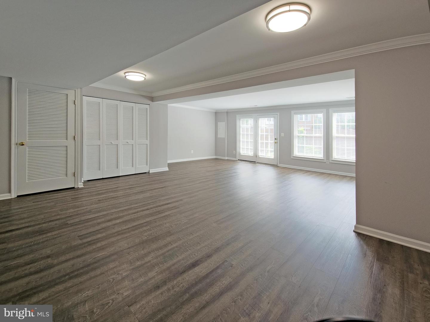 8126 HORSESHOE COTTAGE CIR, LORTON, Virginia 22079, 3 Bedrooms Bedrooms, ,2 BathroomsBathrooms,Residential,For sale,8126 HORSESHOE COTTAGE CIR,VAFX2246454 MLS # VAFX2246454