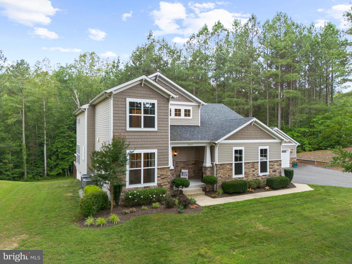 8264 BUCKTHORNE RUN, KING GEORGE, Virginia 22485, 3 Bedrooms Bedrooms, ,2 BathroomsBathrooms,Residential,For sale,8264 BUCKTHORNE RUN,VAKG2006568 MLS # VAKG2006568