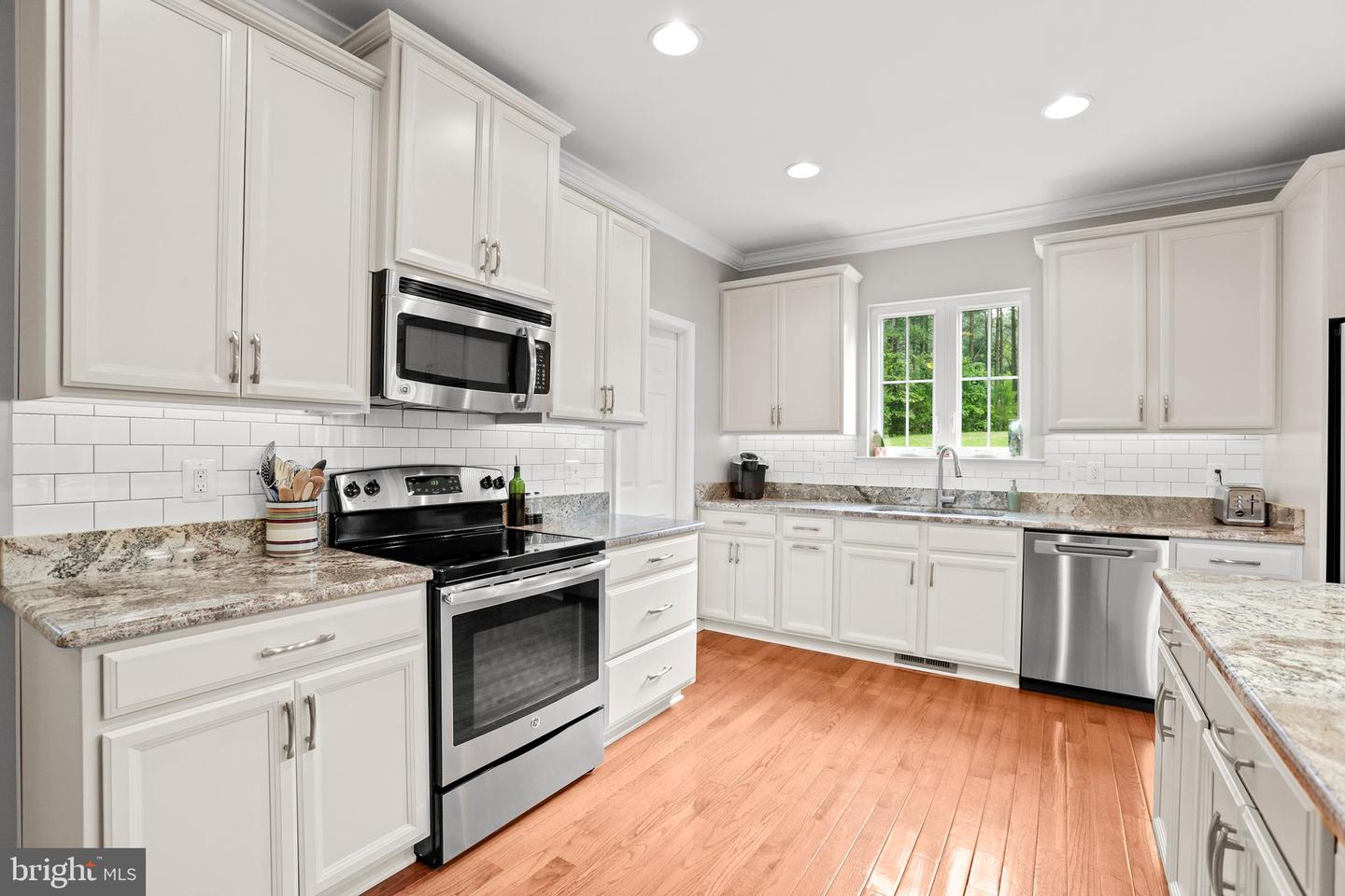 8264 BUCKTHORNE RUN, KING GEORGE, Virginia 22485, 3 Bedrooms Bedrooms, ,2 BathroomsBathrooms,Residential,For sale,8264 BUCKTHORNE RUN,VAKG2006568 MLS # VAKG2006568