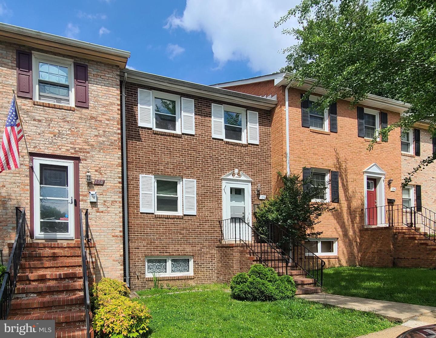 136 FALMOUTH DR, FREDERICKSBURG, Virginia 22405, 3 Bedrooms Bedrooms, ,1 BathroomBathrooms,Residential,For sale,136 FALMOUTH DR,VAST2039718 MLS # VAST2039718