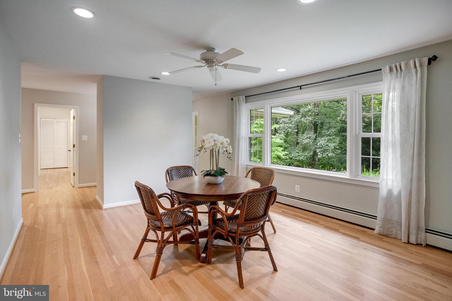 10704 MONTGOMERY DR, MANASSAS, Virginia 20111, 3 Bedrooms Bedrooms, ,3 BathroomsBathrooms,Residential,For sale,10704 MONTGOMERY DR,VAPW2096904 MLS # VAPW2096904