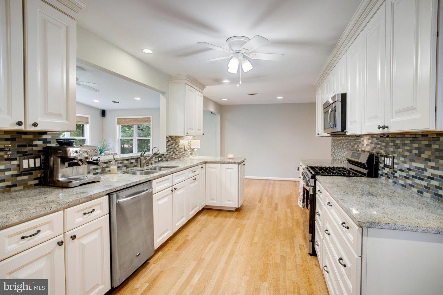 10704 MONTGOMERY DR, MANASSAS, Virginia 20111, 3 Bedrooms Bedrooms, ,3 BathroomsBathrooms,Residential,For sale,10704 MONTGOMERY DR,VAPW2096904 MLS # VAPW2096904
