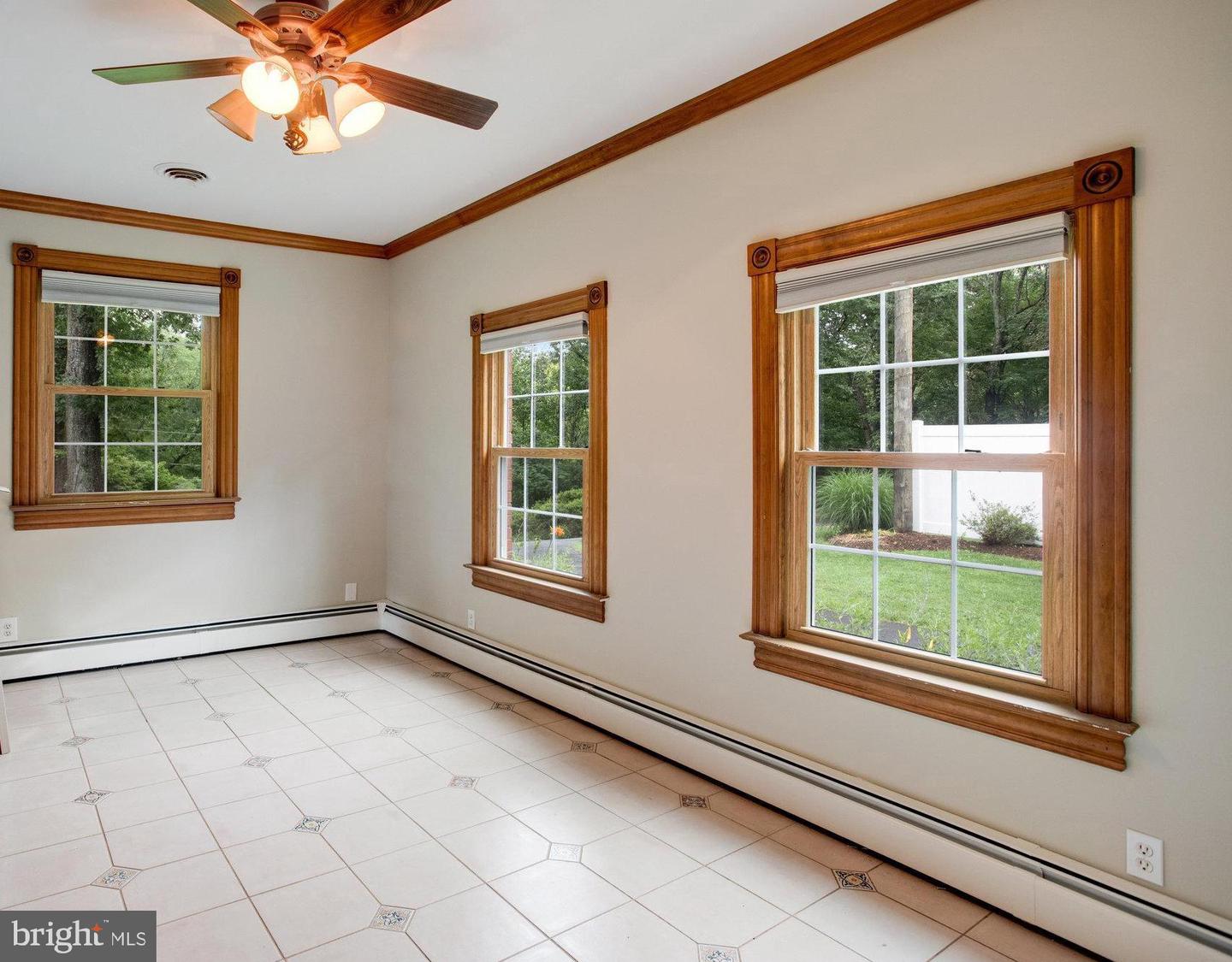 10704 MONTGOMERY DR, MANASSAS, Virginia 20111, 3 Bedrooms Bedrooms, ,3 BathroomsBathrooms,Residential,For sale,10704 MONTGOMERY DR,VAPW2096904 MLS # VAPW2096904