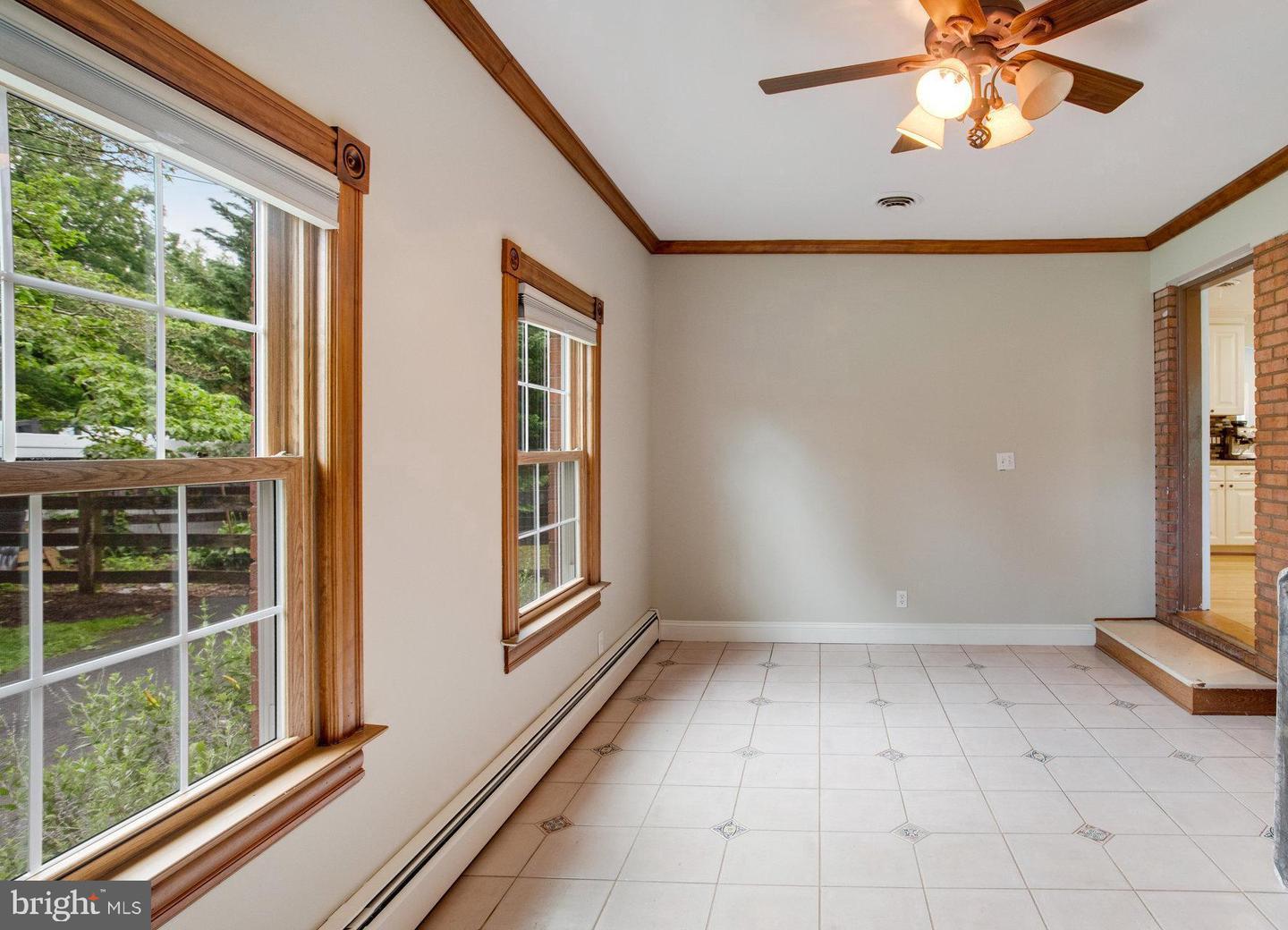 10704 MONTGOMERY DR, MANASSAS, Virginia 20111, 3 Bedrooms Bedrooms, ,3 BathroomsBathrooms,Residential,For sale,10704 MONTGOMERY DR,VAPW2096904 MLS # VAPW2096904