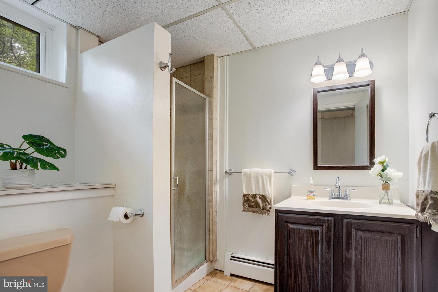 10704 MONTGOMERY DR, MANASSAS, Virginia 20111, 3 Bedrooms Bedrooms, ,3 BathroomsBathrooms,Residential,For sale,10704 MONTGOMERY DR,VAPW2096904 MLS # VAPW2096904