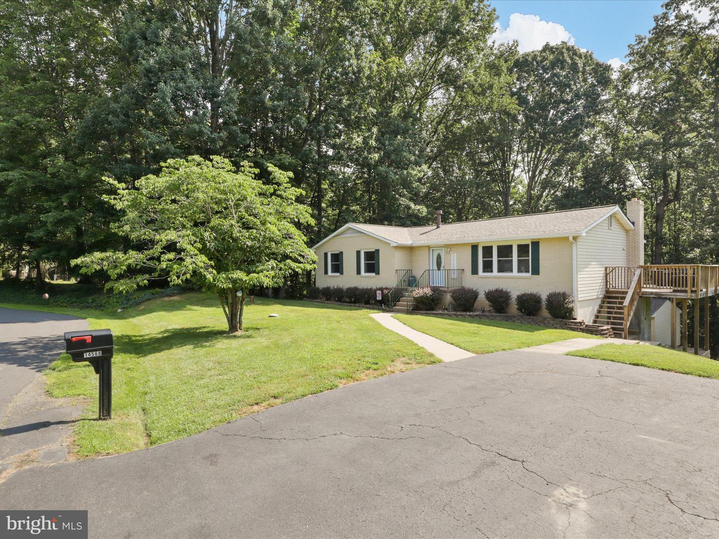 14568 LEARY ST, NOKESVILLE, Virginia 20181, 3 Bedrooms Bedrooms, ,2 BathroomsBathrooms,Residential,For sale,14568 LEARY ST,VAPW2096974 MLS # VAPW2096974