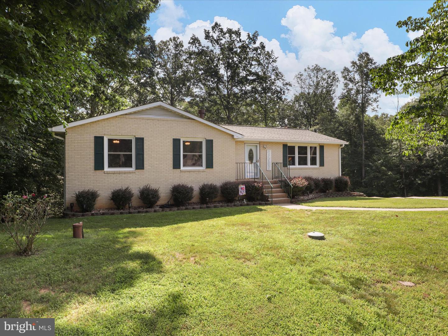 14568 LEARY ST, NOKESVILLE, Virginia 20181, 3 Bedrooms Bedrooms, ,2 BathroomsBathrooms,Residential,For sale,14568 LEARY ST,VAPW2096974 MLS # VAPW2096974