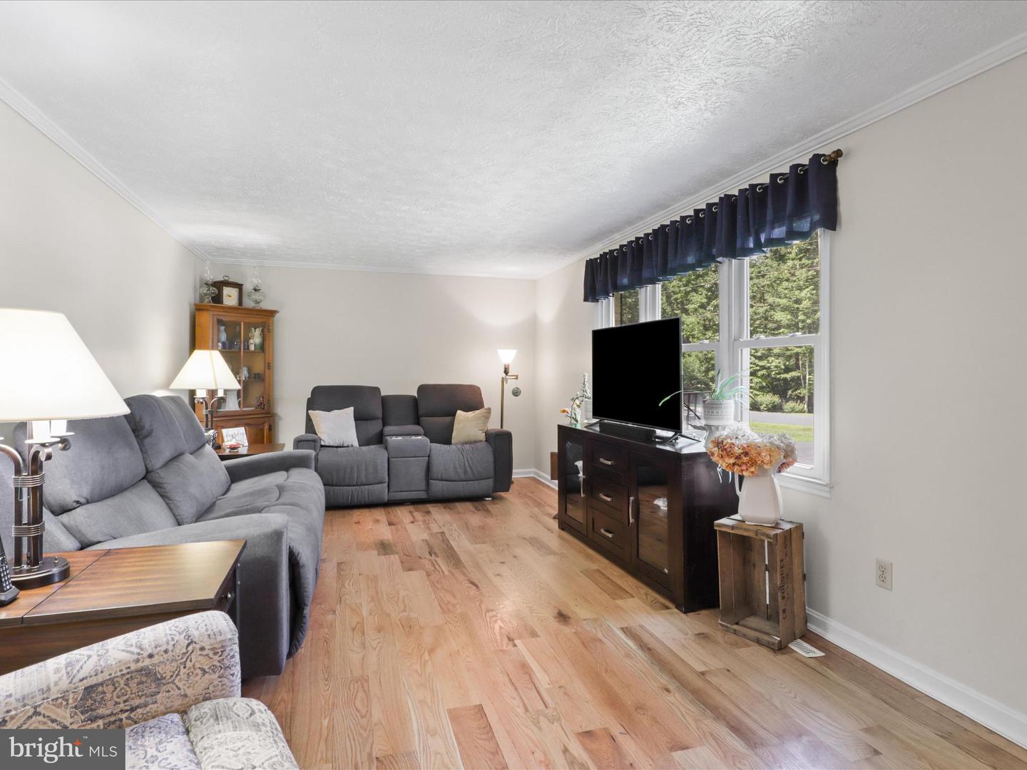 14568 LEARY ST, NOKESVILLE, Virginia 20181, 3 Bedrooms Bedrooms, ,2 BathroomsBathrooms,Residential,For sale,14568 LEARY ST,VAPW2096974 MLS # VAPW2096974