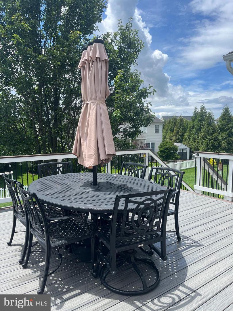 210 KEMPER CT, STEPHENSON, Virginia 22656, 6 Bedrooms Bedrooms, ,4 BathroomsBathrooms,Residential,For sale,210 KEMPER CT,VAFV2034844 MLS # VAFV2034844
