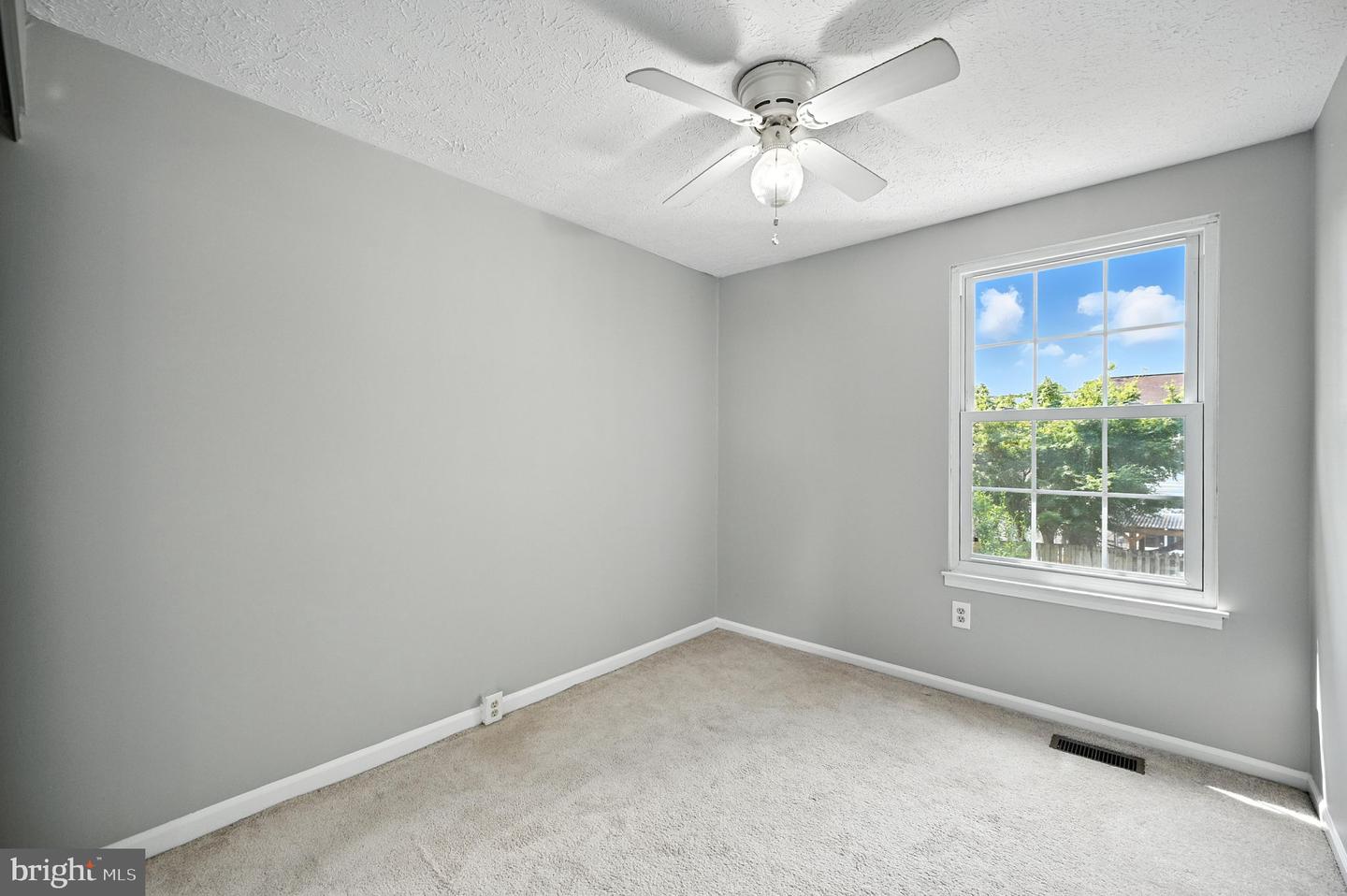 4751 HEDRICK LN, WOODBRIDGE, Virginia 22193, 3 Bedrooms Bedrooms, ,1 BathroomBathrooms,Residential,For sale,4751 HEDRICK LN,VAPW2097248 MLS # VAPW2097248