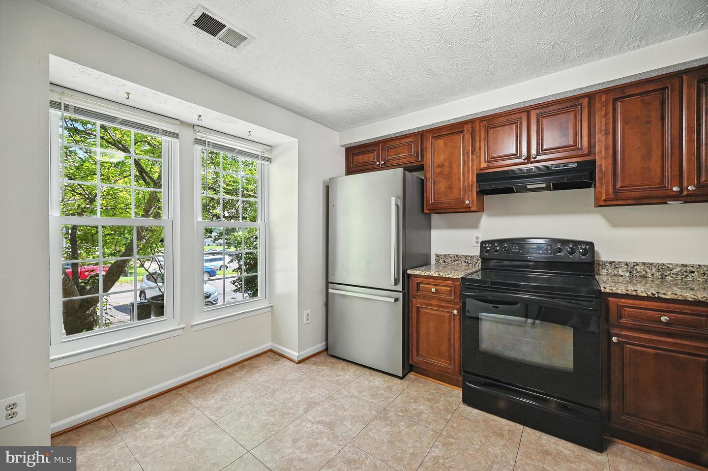 4751 HEDRICK LN, WOODBRIDGE, Virginia 22193, 3 Bedrooms Bedrooms, ,1 BathroomBathrooms,Residential,For sale,4751 HEDRICK LN,VAPW2097248 MLS # VAPW2097248