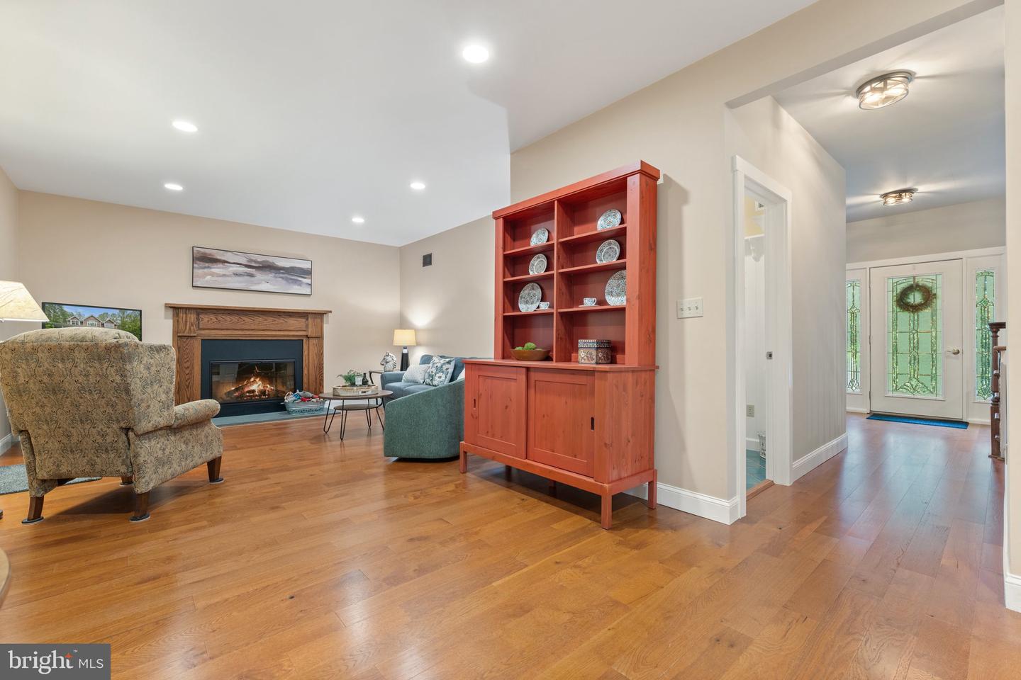 9525 ANGELICA LN, MARSHALL, Virginia 20115, 4 Bedrooms Bedrooms, 10 Rooms Rooms,2 BathroomsBathrooms,Residential,For sale,9525 ANGELICA LN,VAFQ2017116 MLS # VAFQ2017116
