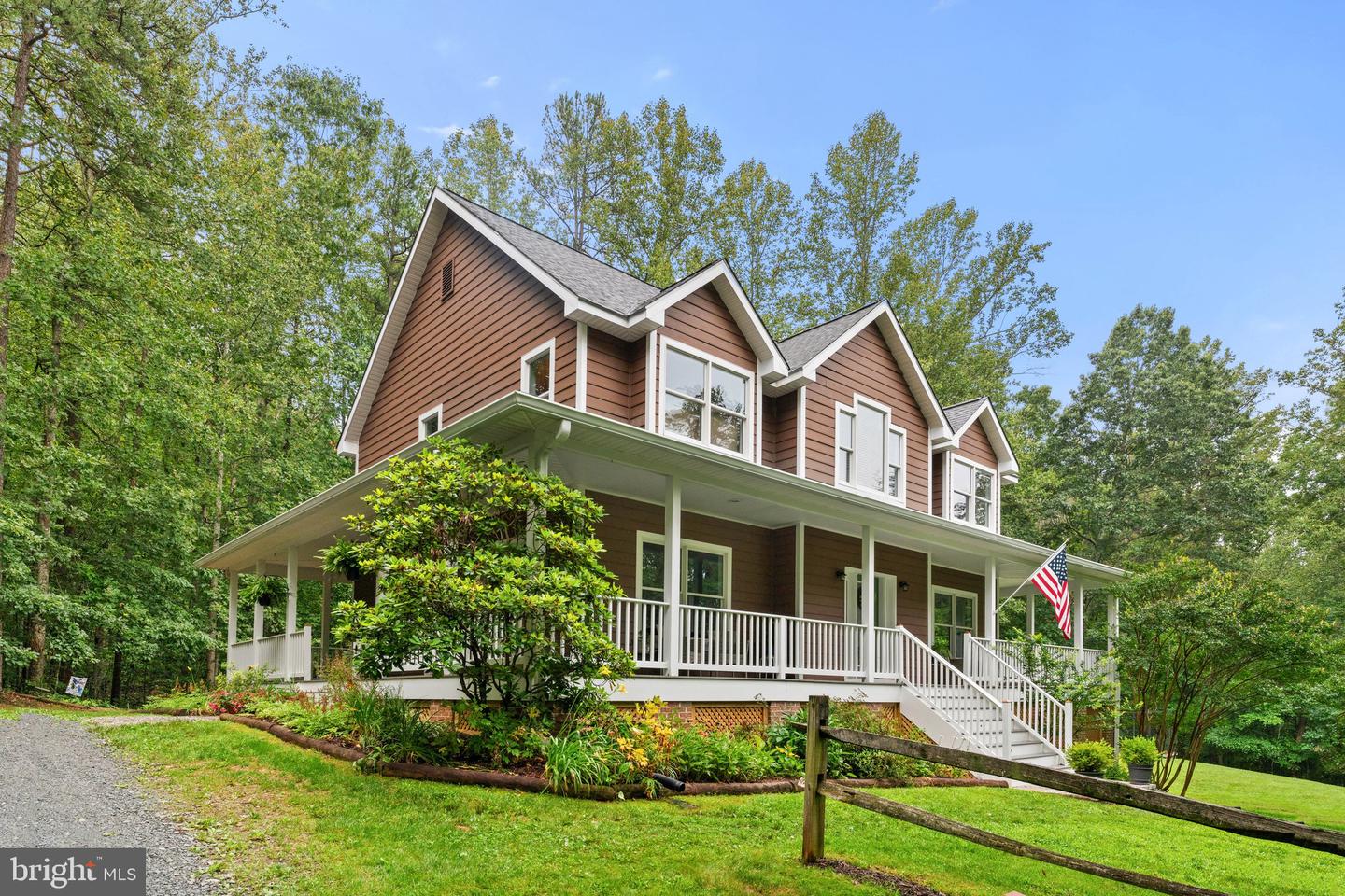 9525 ANGELICA LN, MARSHALL, Virginia 20115, 4 Bedrooms Bedrooms, 10 Rooms Rooms,2 BathroomsBathrooms,Residential,For sale,9525 ANGELICA LN,VAFQ2017116 MLS # VAFQ2017116