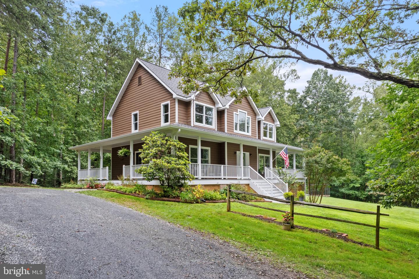 9525 ANGELICA LN, MARSHALL, Virginia 20115, 4 Bedrooms Bedrooms, 10 Rooms Rooms,2 BathroomsBathrooms,Residential,For sale,9525 ANGELICA LN,VAFQ2017116 MLS # VAFQ2017116