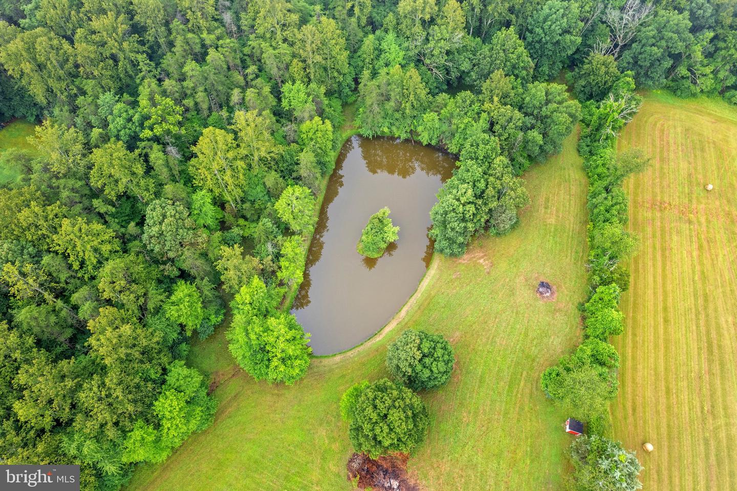 9525 ANGELICA LN, MARSHALL, Virginia 20115, 4 Bedrooms Bedrooms, 10 Rooms Rooms,2 BathroomsBathrooms,Residential,For sale,9525 ANGELICA LN,VAFQ2017116 MLS # VAFQ2017116