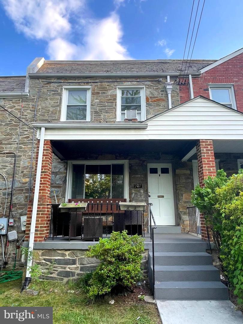 907 PERRY PL NE, WASHINGTON, District Of Columbia 20017, 3 Bedrooms Bedrooms, ,2 BathroomsBathrooms,Residential,For sale,907 PERRY PL NE,DCDC2206182 MLS # DCDC2206182