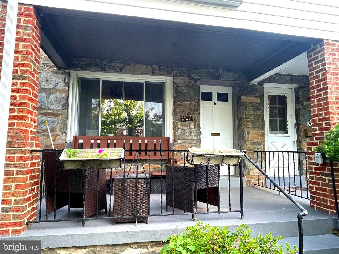 907 PERRY PL NE, WASHINGTON, District Of Columbia 20017, 3 Bedrooms Bedrooms, ,2 BathroomsBathrooms,Residential,For sale,907 PERRY PL NE,DCDC2206182 MLS # DCDC2206182