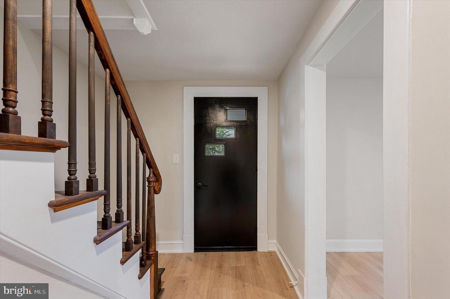 553 HIGHLAND AVE, WINCHESTER, Virginia 22601, 3 Bedrooms Bedrooms, ,2 BathroomsBathrooms,Residential,For sale,553 HIGHLAND AVE,VAWI2007976 MLS # VAWI2007976