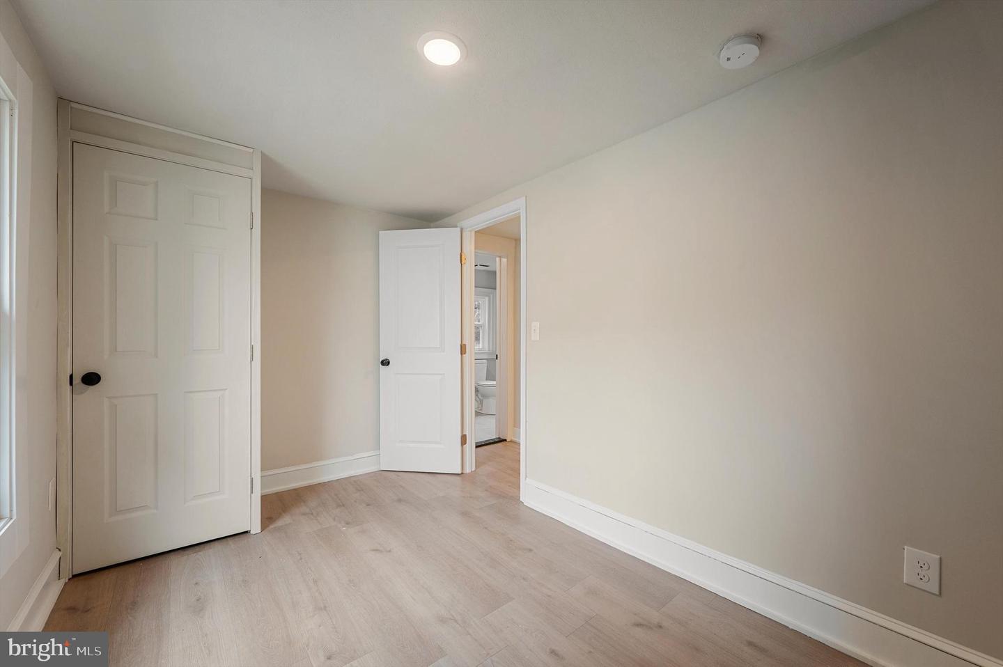 553 HIGHLAND AVE, WINCHESTER, Virginia 22601, 3 Bedrooms Bedrooms, ,2 BathroomsBathrooms,Residential,For sale,553 HIGHLAND AVE,VAWI2007976 MLS # VAWI2007976