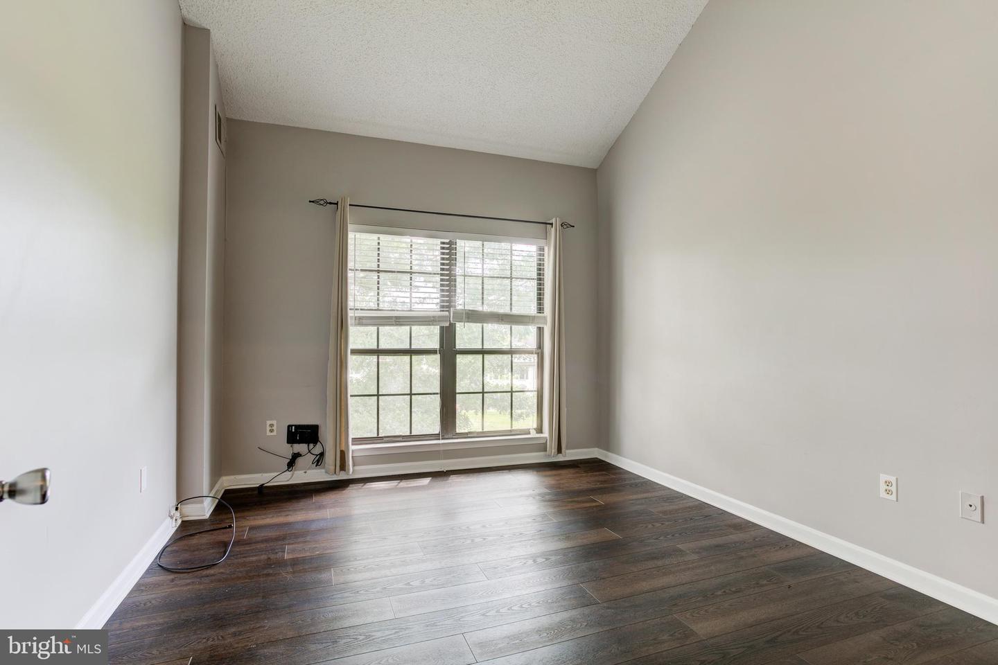 6904 MARY CAROLINE CIR #L, ALEXANDRIA, Virginia 22310, 2 Bedrooms Bedrooms, ,2 BathroomsBathrooms,Residential,For sale,6904 MARY CAROLINE CIR #L,VAFX2248118 MLS # VAFX2248118