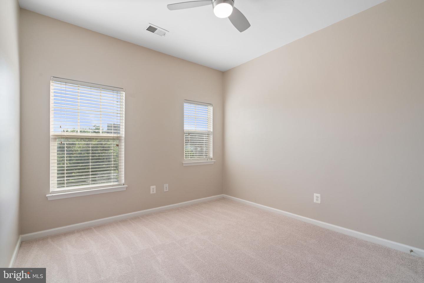 42 PIKE PL, STAFFORD, Virginia 22556, 3 Bedrooms Bedrooms, ,3 BathroomsBathrooms,Residential,For sale,42 PIKE PL,VAST2039954 MLS # VAST2039954