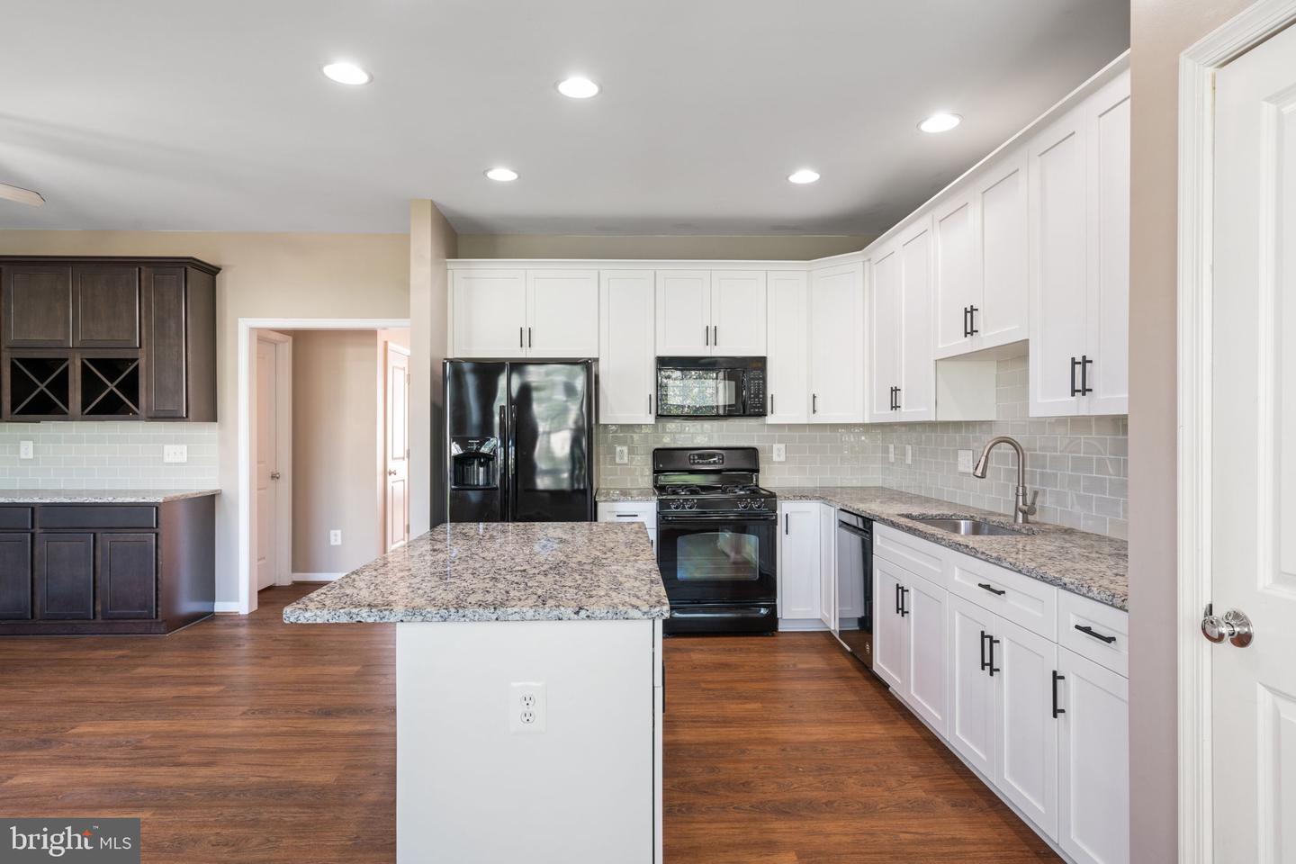 42 PIKE PL, STAFFORD, Virginia 22556, 3 Bedrooms Bedrooms, ,3 BathroomsBathrooms,Residential,For sale,42 PIKE PL,VAST2039954 MLS # VAST2039954