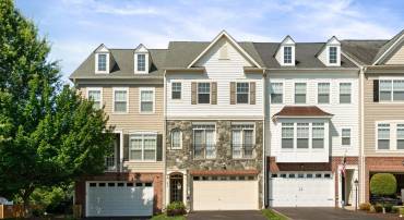 42 PIKE PL, STAFFORD, Virginia 22556, 3 Bedrooms Bedrooms, ,3 BathroomsBathrooms,Residential,For sale,42 PIKE PL,VAST2039954 MLS # VAST2039954