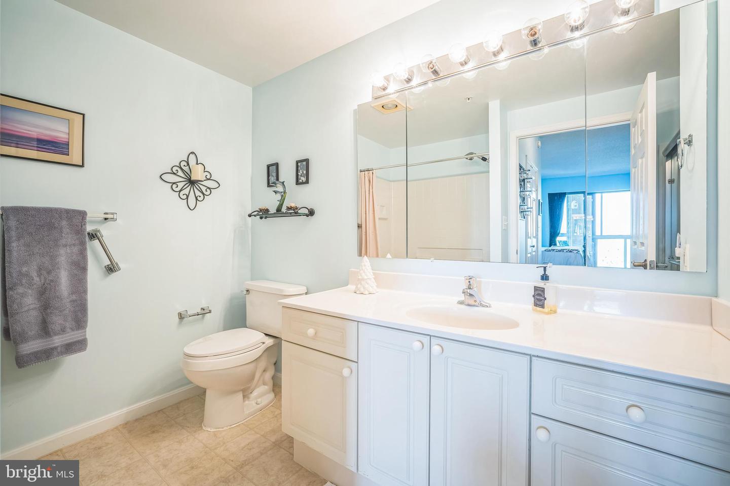 19355 CYPRESS RIDGE TER #903, LEESBURG, Virginia 20176, 2 Bedrooms Bedrooms, ,2 BathroomsBathrooms,Residential,For sale,19355 CYPRESS RIDGE TER #903,VALO2099834 MLS # VALO2099834