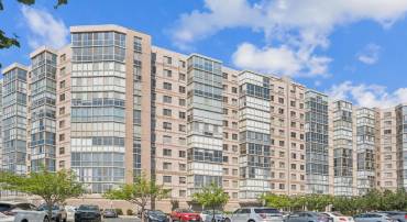 19355 CYPRESS RIDGE TER #903, LEESBURG, Virginia 20176, 2 Bedrooms Bedrooms, ,2 BathroomsBathrooms,Residential,For sale,19355 CYPRESS RIDGE TER #903,VALO2099834 MLS # VALO2099834