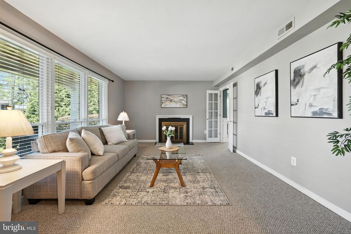 1725 BIRCH RD, MCLEAN, Virginia 22101, 5 Bedrooms Bedrooms, ,3 BathroomsBathrooms,Residential,For sale,1725 BIRCH RD,VAFX2248258 MLS # VAFX2248258