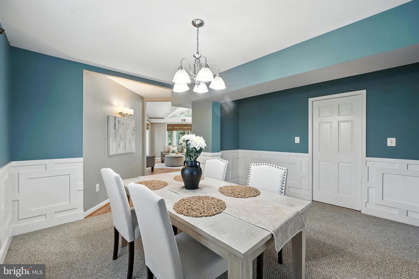 1725 BIRCH RD, MCLEAN, Virginia 22101, 5 Bedrooms Bedrooms, ,3 BathroomsBathrooms,Residential,For sale,1725 BIRCH RD,VAFX2248258 MLS # VAFX2248258
