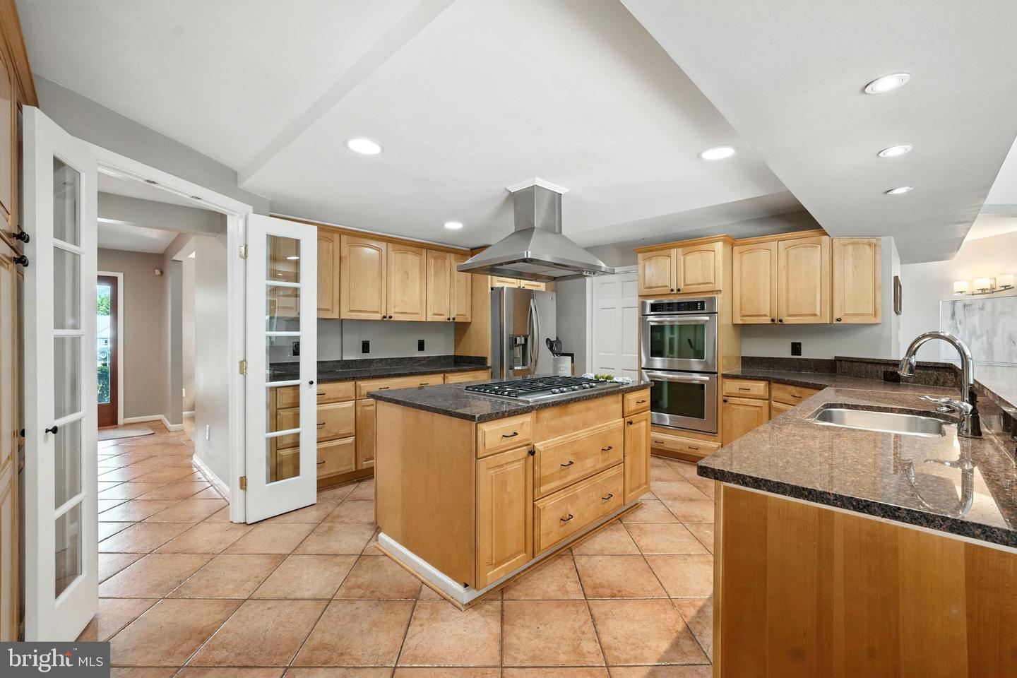 1725 BIRCH RD, MCLEAN, Virginia 22101, 5 Bedrooms Bedrooms, ,3 BathroomsBathrooms,Residential,For sale,1725 BIRCH RD,VAFX2248258 MLS # VAFX2248258