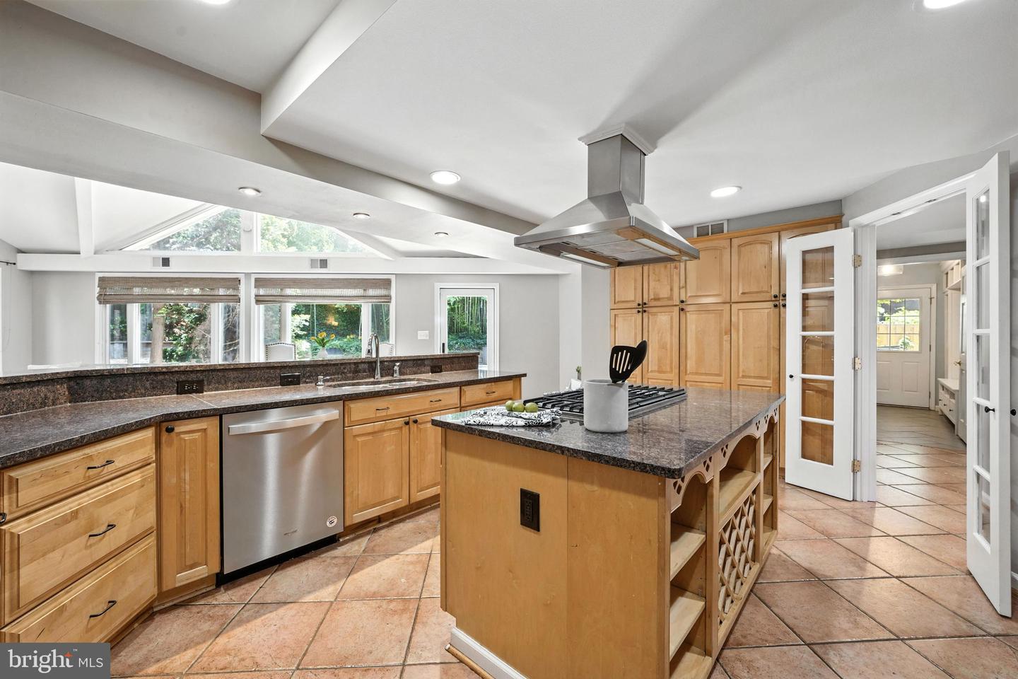 1725 BIRCH RD, MCLEAN, Virginia 22101, 5 Bedrooms Bedrooms, ,3 BathroomsBathrooms,Residential,For sale,1725 BIRCH RD,VAFX2248258 MLS # VAFX2248258