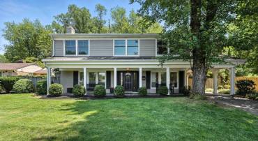 1725 BIRCH RD, MCLEAN, Virginia 22101, 5 Bedrooms Bedrooms, ,3 BathroomsBathrooms,Residential,For sale,1725 BIRCH RD,VAFX2248258 MLS # VAFX2248258