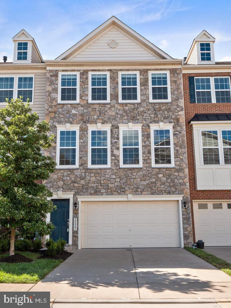 24847 MASON DALE TER, CHANTILLY, Virginia 20152, 3 Bedrooms Bedrooms, ,3 BathroomsBathrooms,Residential,For sale,24847 MASON DALE TER,VALO2099858 MLS # VALO2099858