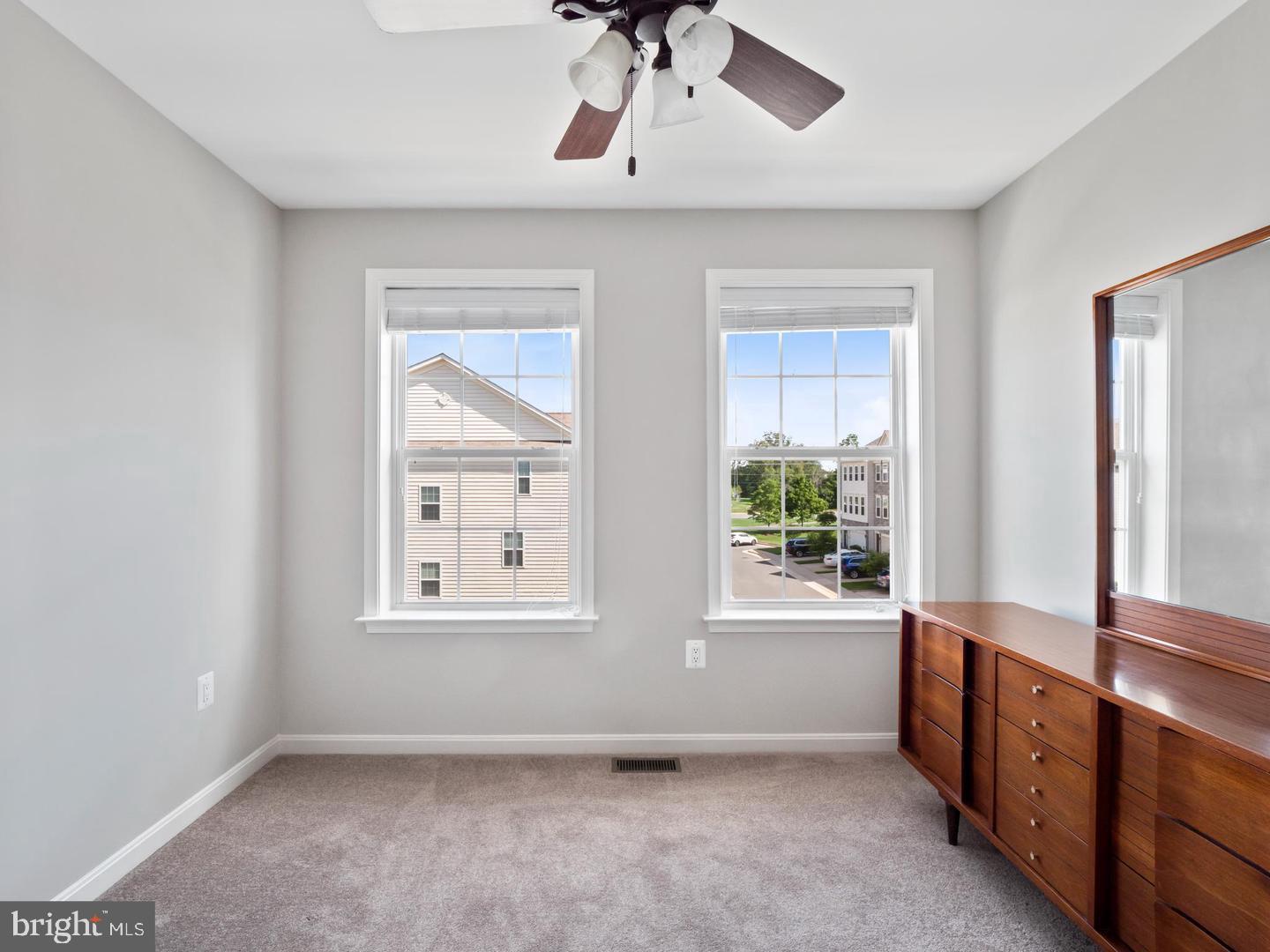24847 MASON DALE TER, CHANTILLY, Virginia 20152, 3 Bedrooms Bedrooms, ,3 BathroomsBathrooms,Residential,For sale,24847 MASON DALE TER,VALO2099858 MLS # VALO2099858