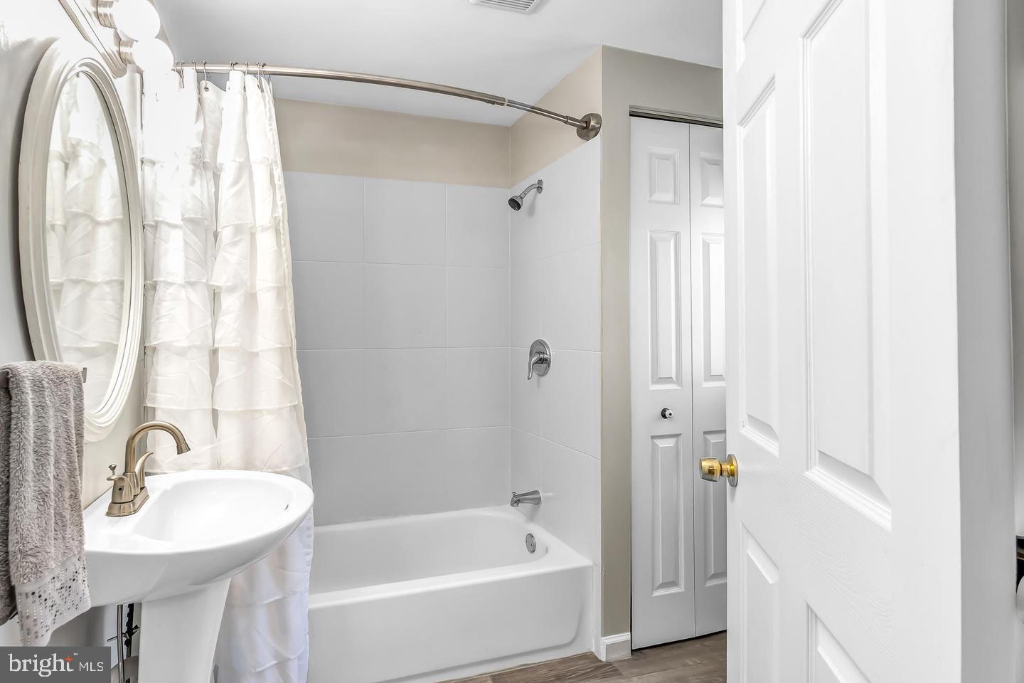 10004 PLANK RD, SPOTSYLVANIA, Virginia 22553, 4 Bedrooms Bedrooms, ,3 BathroomsBathrooms,Residential,For sale,10004 PLANK RD,VASP2034100 MLS # VASP2034100