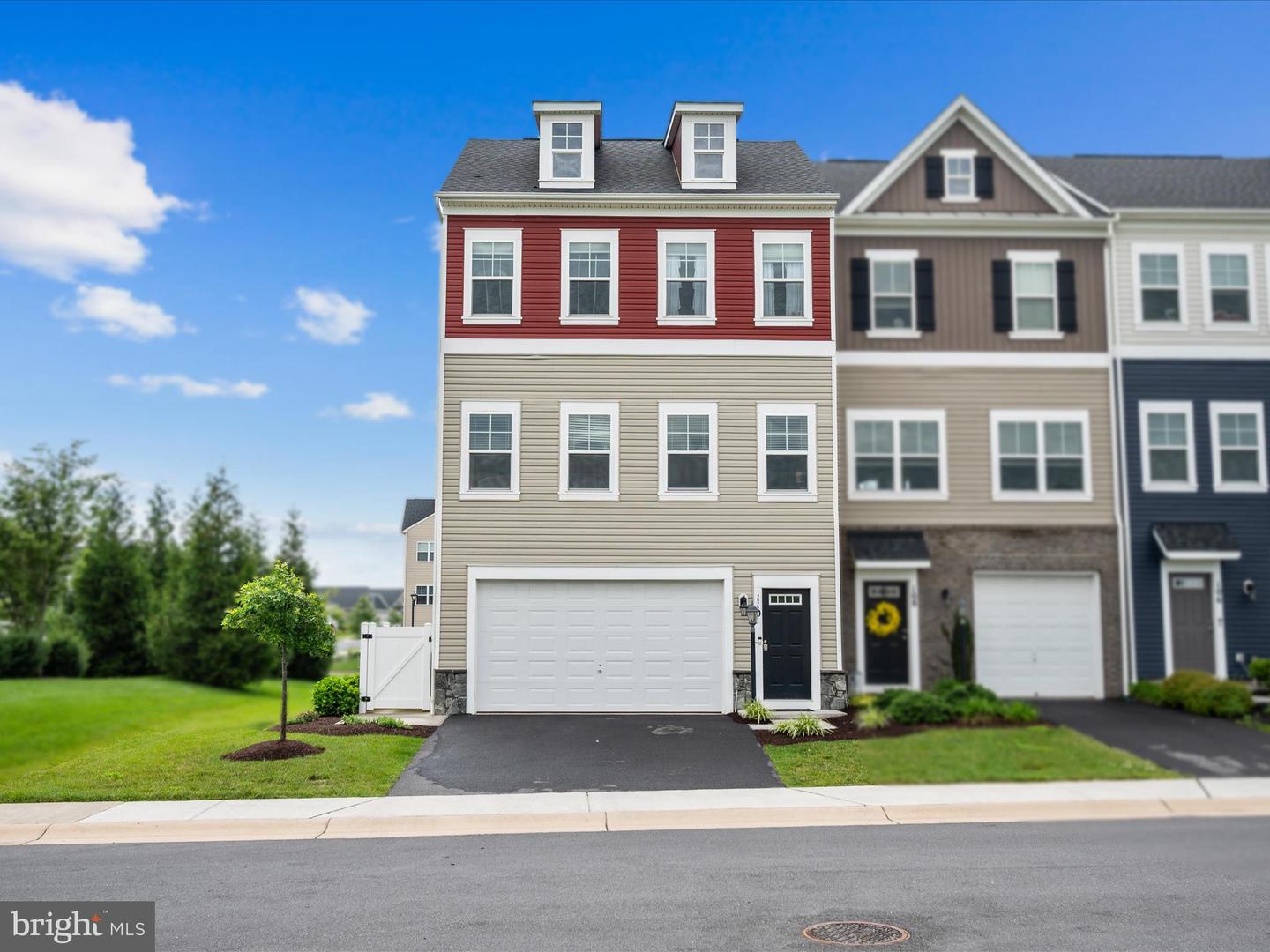 110 SANTA FE CT, STEPHENSON, Virginia 22656, 4 Bedrooms Bedrooms, ,3 BathroomsBathrooms,Residential,For sale,110 SANTA FE CT,VAFV2035018 MLS # VAFV2035018