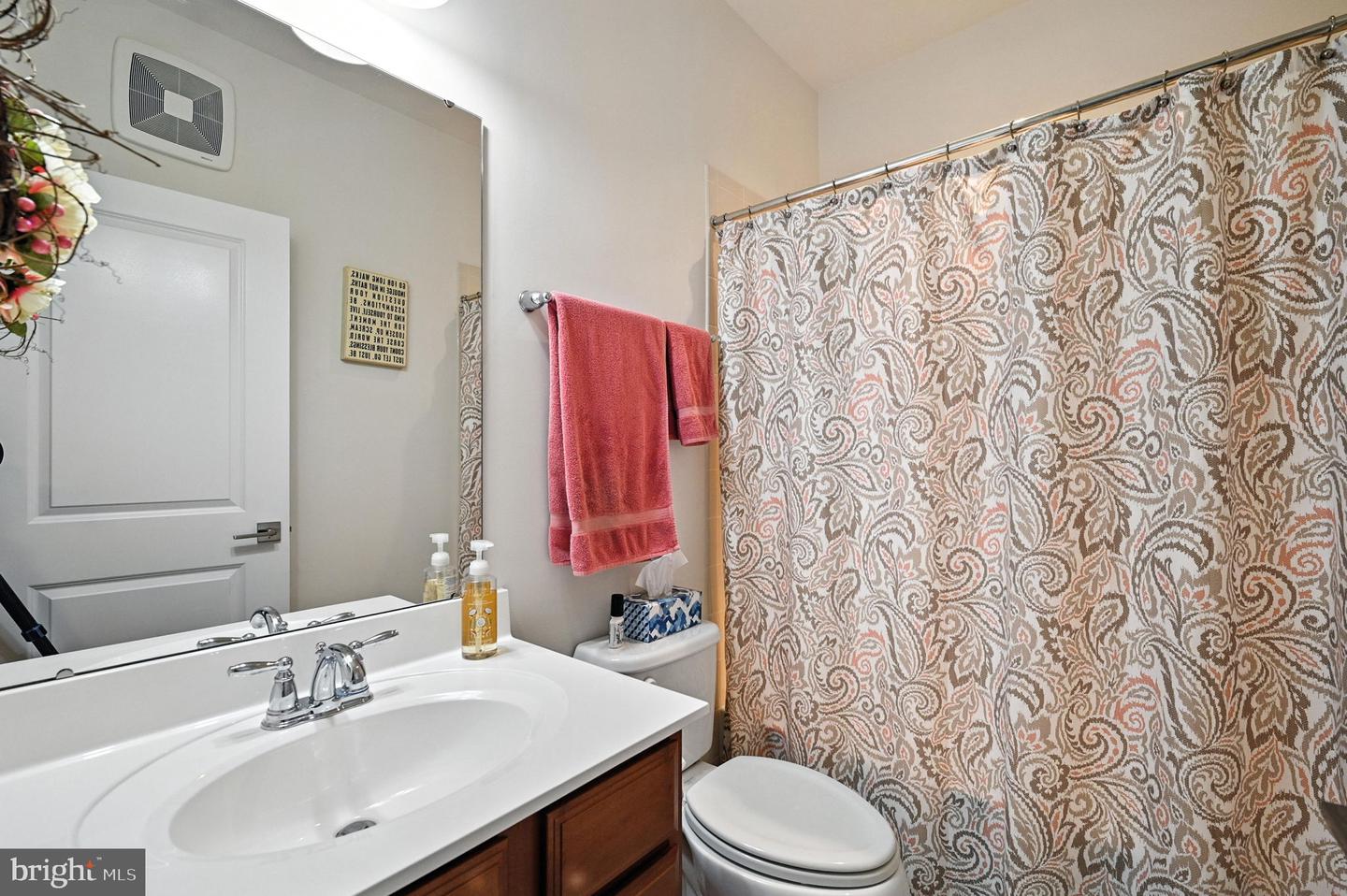 7467 BRUNSON CIR, GAINESVILLE, Virginia 20155, 3 Bedrooms Bedrooms, ,2 BathroomsBathrooms,Residential,For sale,7467 BRUNSON CIR,VAPW2097628 MLS # VAPW2097628