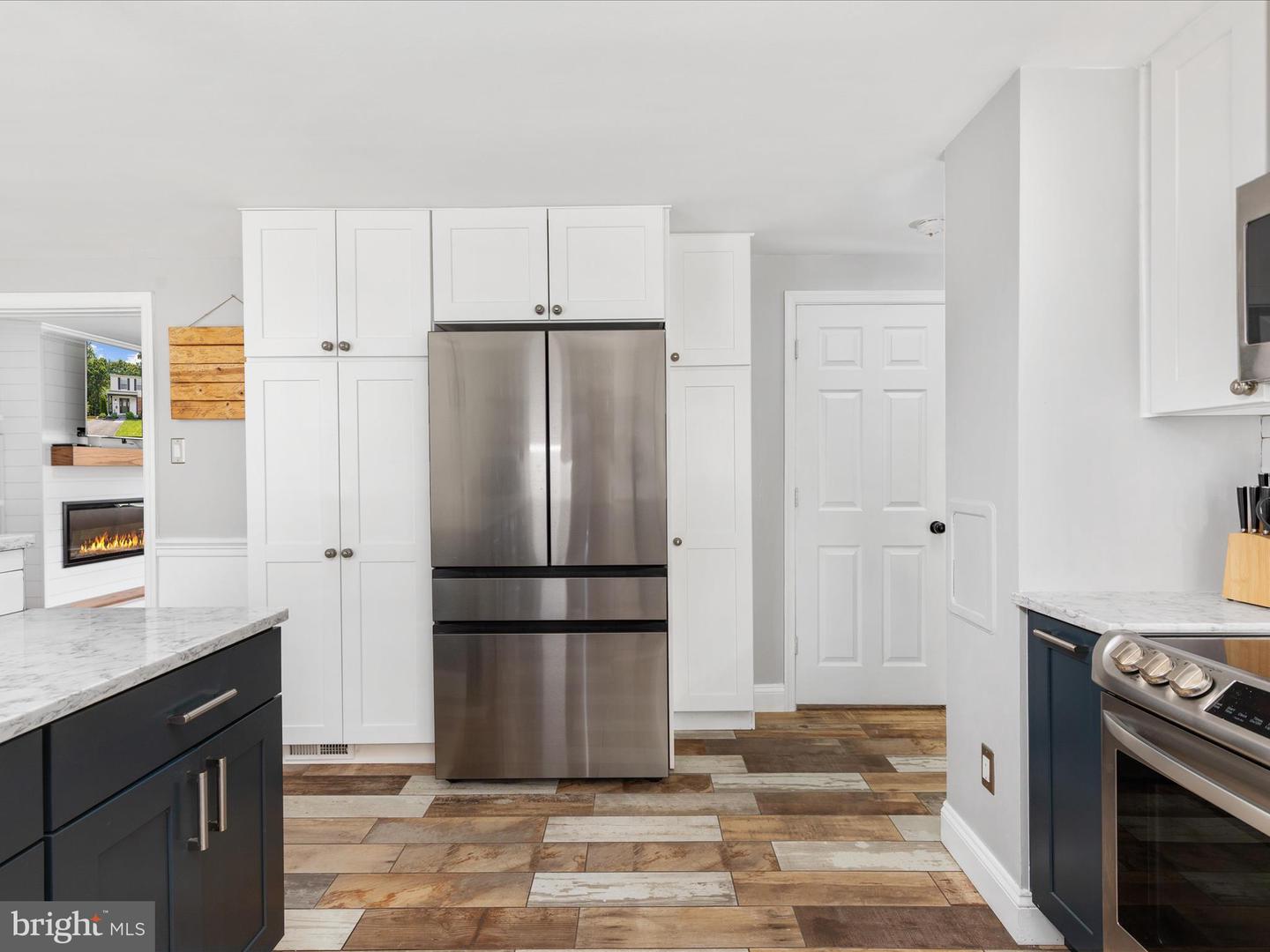 8490 MAGIC TREE CT, SPRINGFIELD, Virginia 22153, 4 Bedrooms Bedrooms, ,3 BathroomsBathrooms,Residential,For sale,8490 MAGIC TREE CT,VAFX2249358 MLS # VAFX2249358