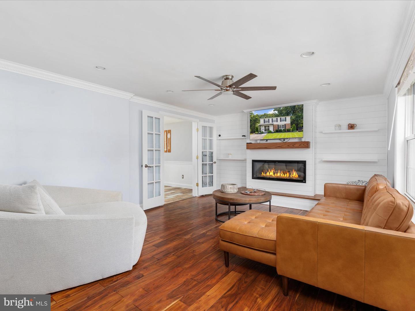 8490 MAGIC TREE CT, SPRINGFIELD, Virginia 22153, 4 Bedrooms Bedrooms, ,3 BathroomsBathrooms,Residential,For sale,8490 MAGIC TREE CT,VAFX2249358 MLS # VAFX2249358