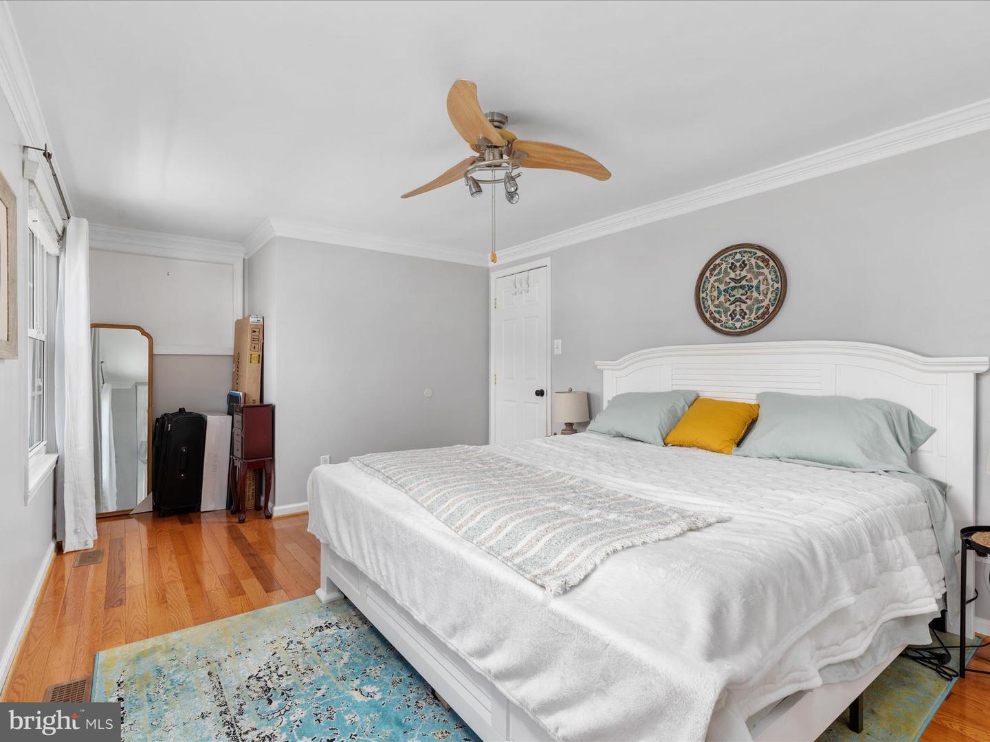 8490 MAGIC TREE CT, SPRINGFIELD, Virginia 22153, 4 Bedrooms Bedrooms, ,3 BathroomsBathrooms,Residential,For sale,8490 MAGIC TREE CT,VAFX2249358 MLS # VAFX2249358