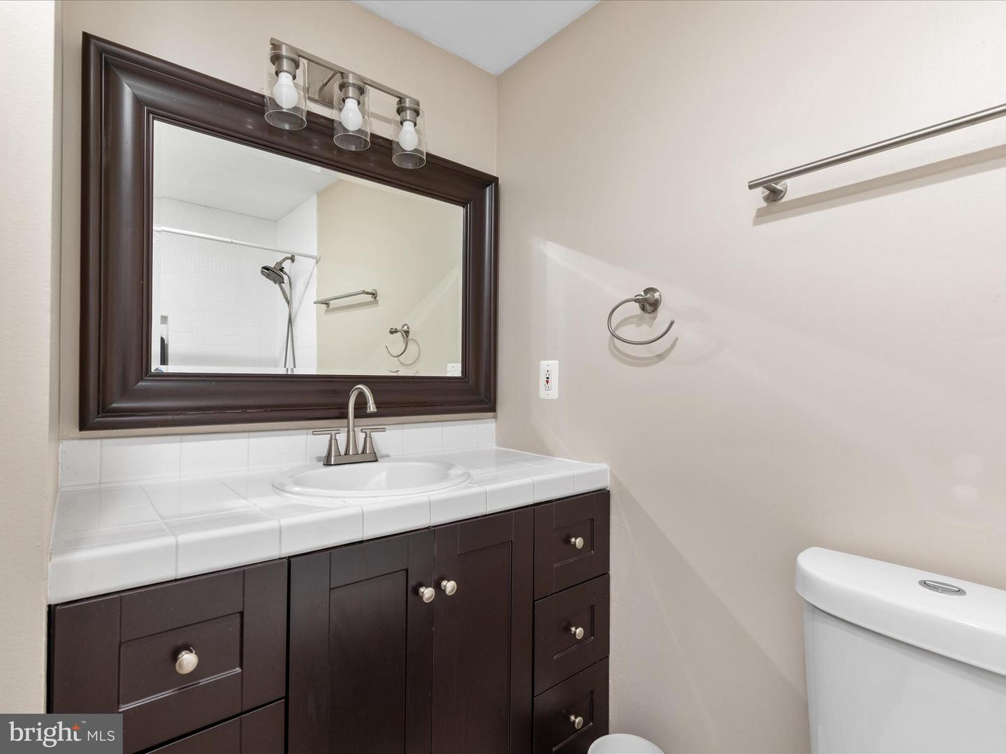 8490 MAGIC TREE CT, SPRINGFIELD, Virginia 22153, 4 Bedrooms Bedrooms, ,3 BathroomsBathrooms,Residential,For sale,8490 MAGIC TREE CT,VAFX2249358 MLS # VAFX2249358